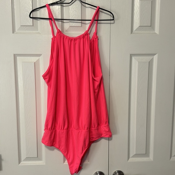 White Birch Pink Sleeveless Body Suit With Adjustable Tie Front Detail - Picture 6 of 10